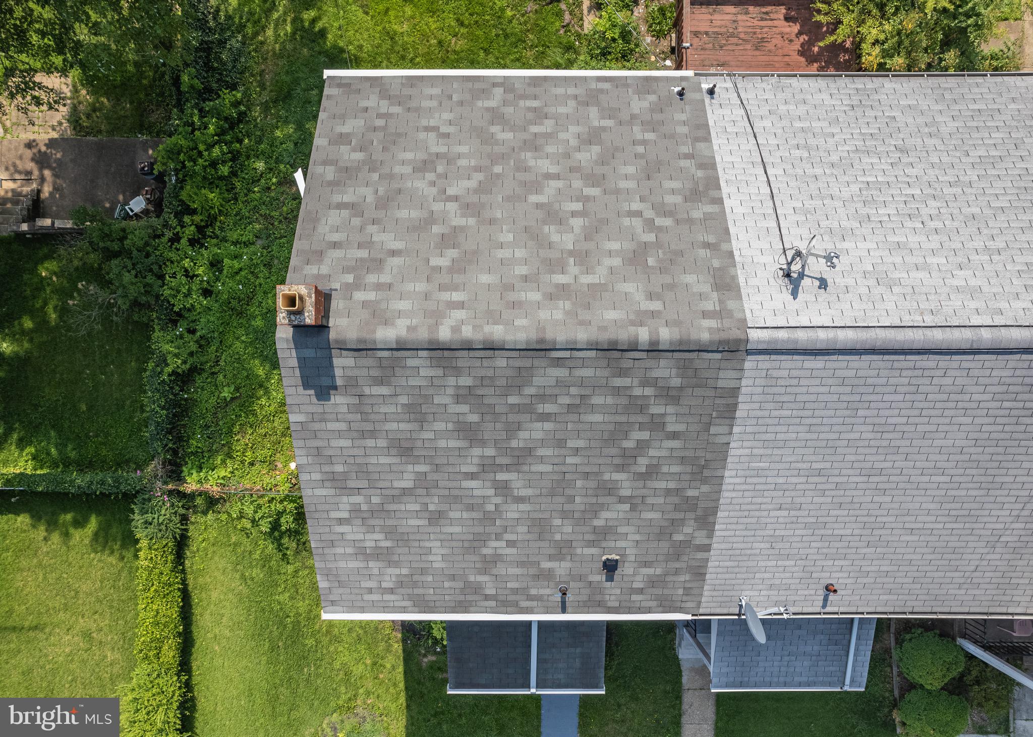 RAMBLEWOOD - Residential