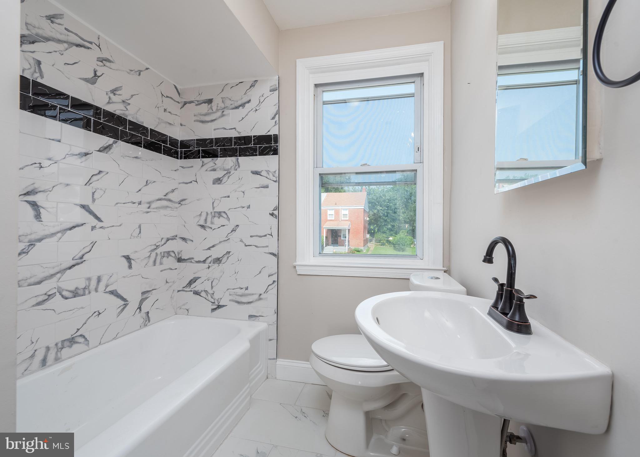 RAMBLEWOOD - Residential