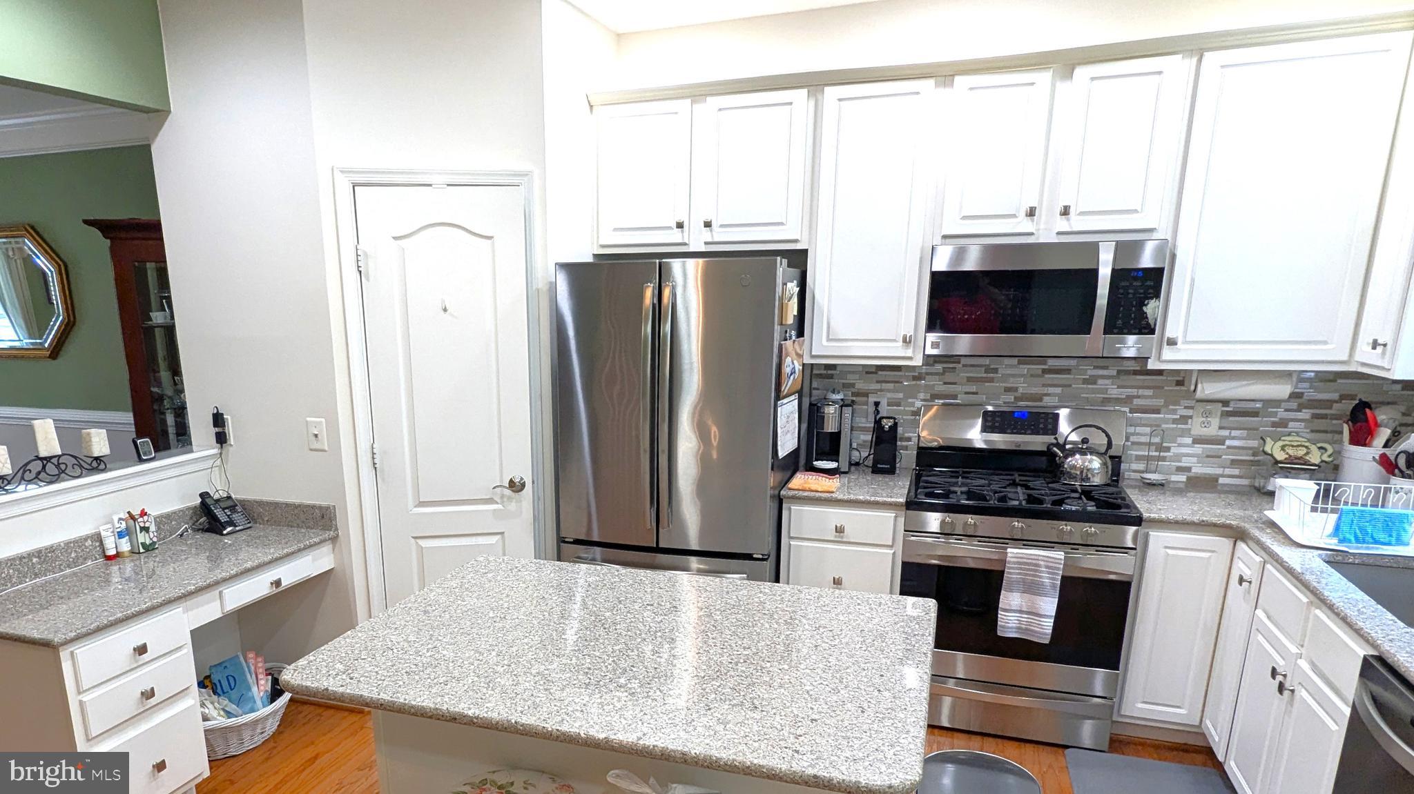 WOODLAND PARK - Residential