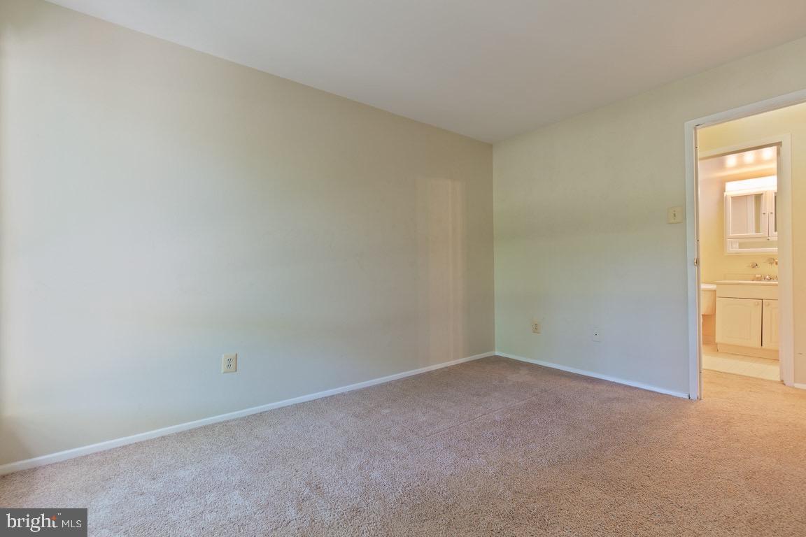 CHESTNUT GROVE - Residential