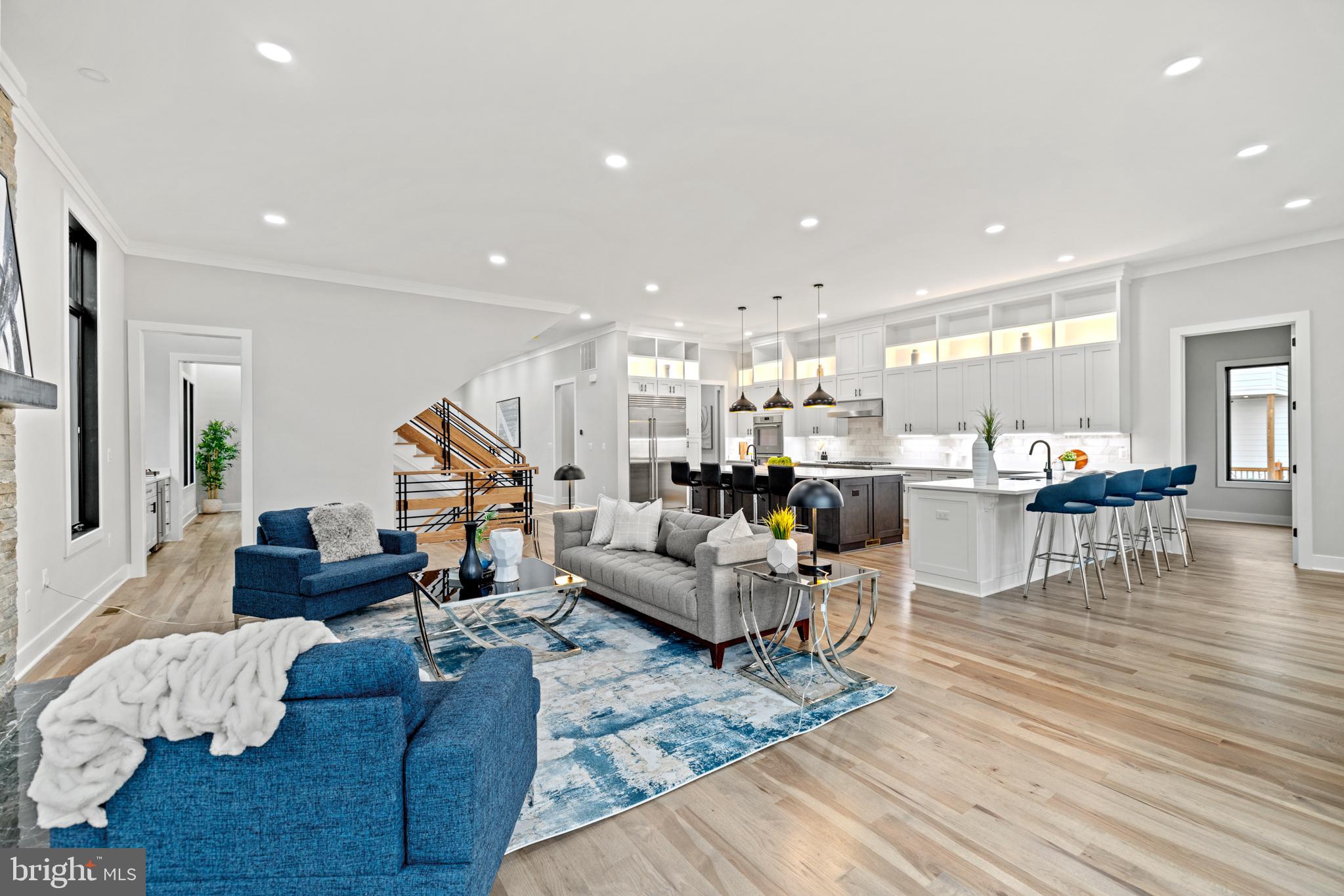 VIENNA WOODS - Residential