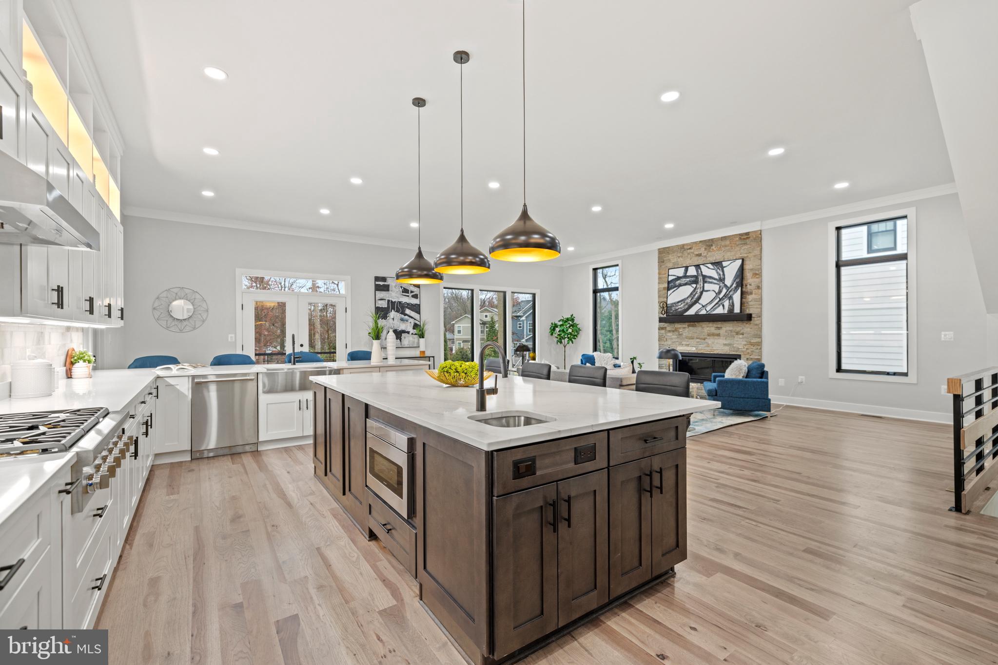 VIENNA WOODS - Residential