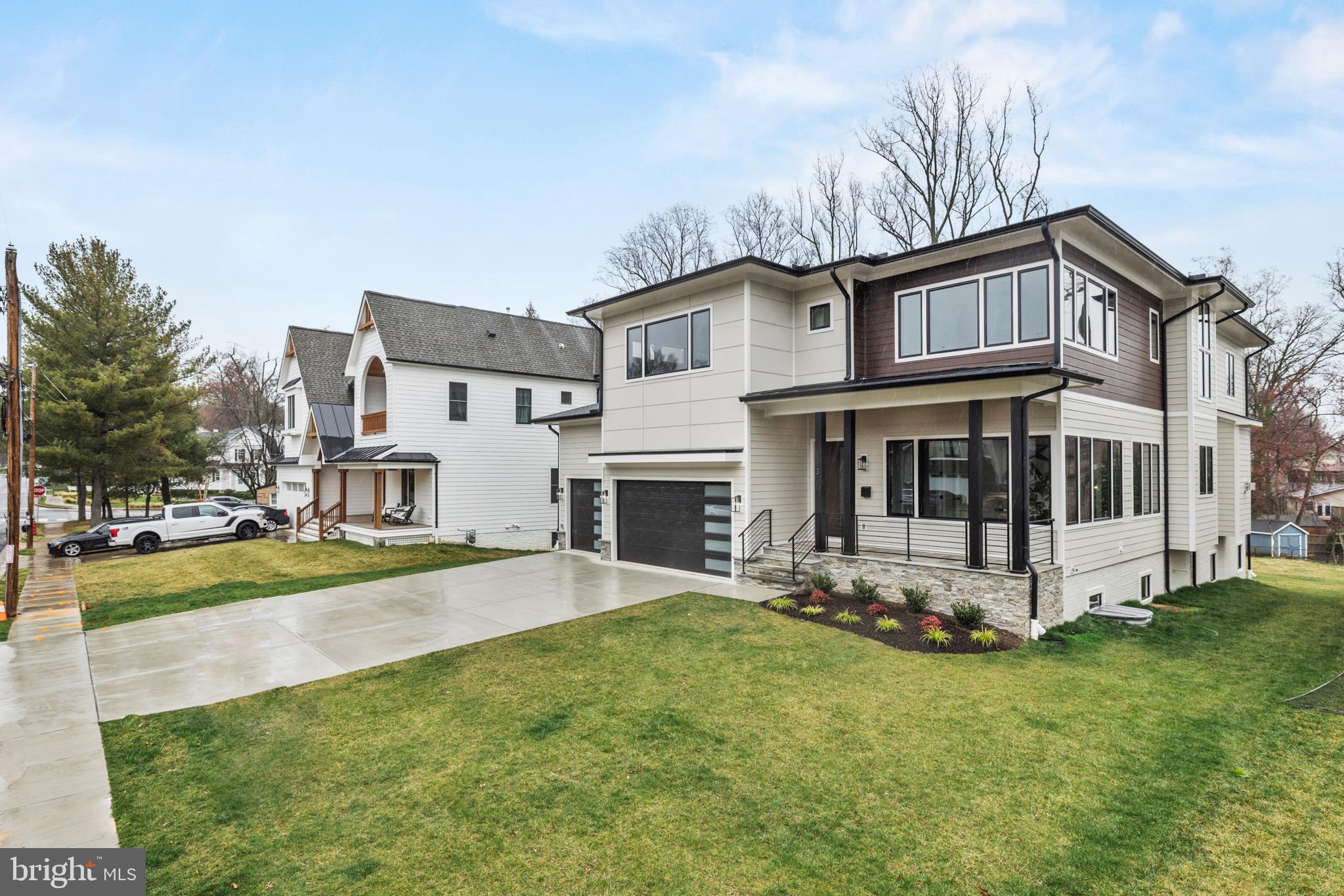 VIENNA WOODS - Residential