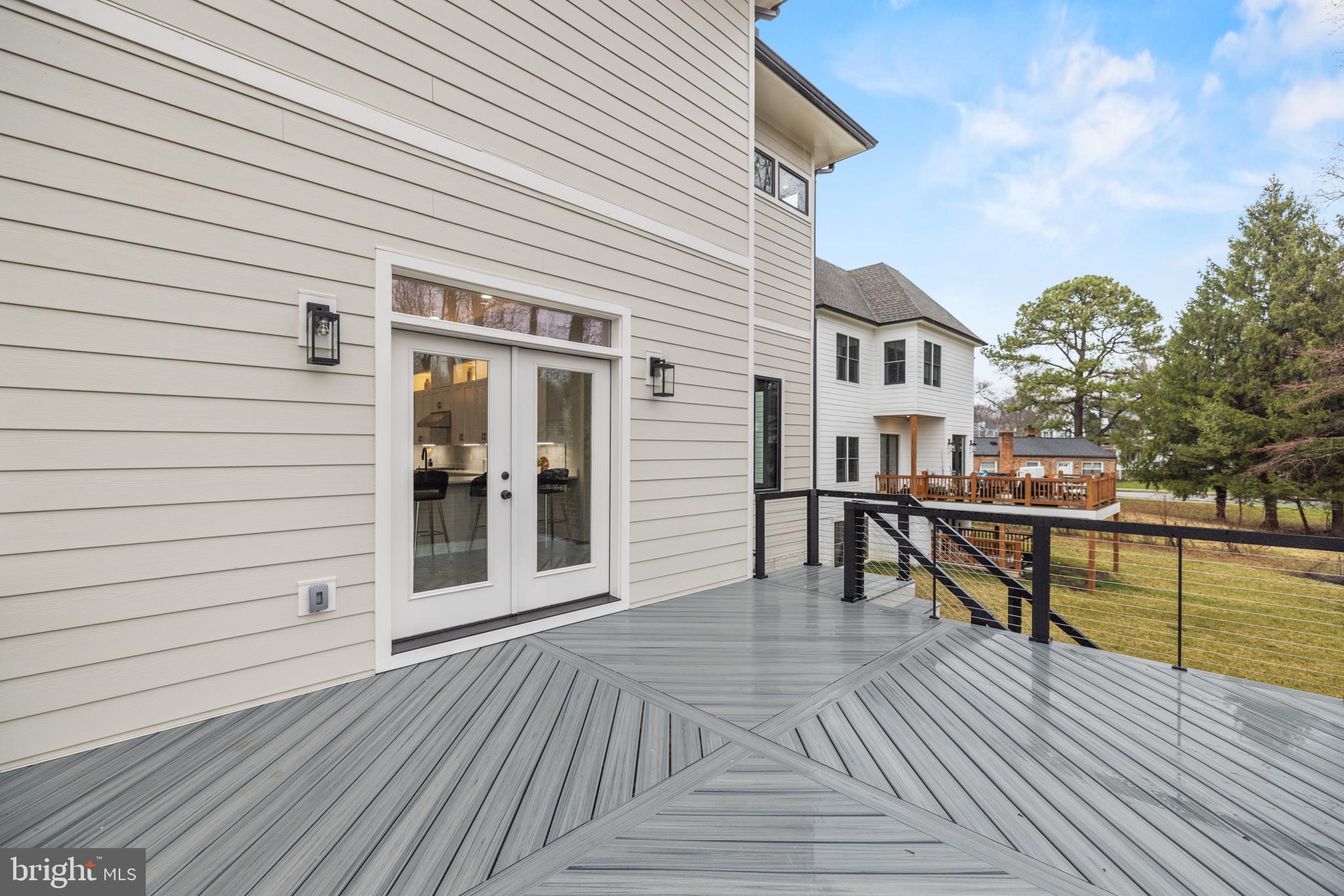 VIENNA WOODS - Residential