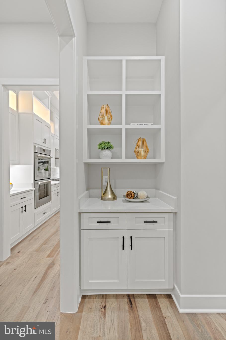 VIENNA WOODS - Residential