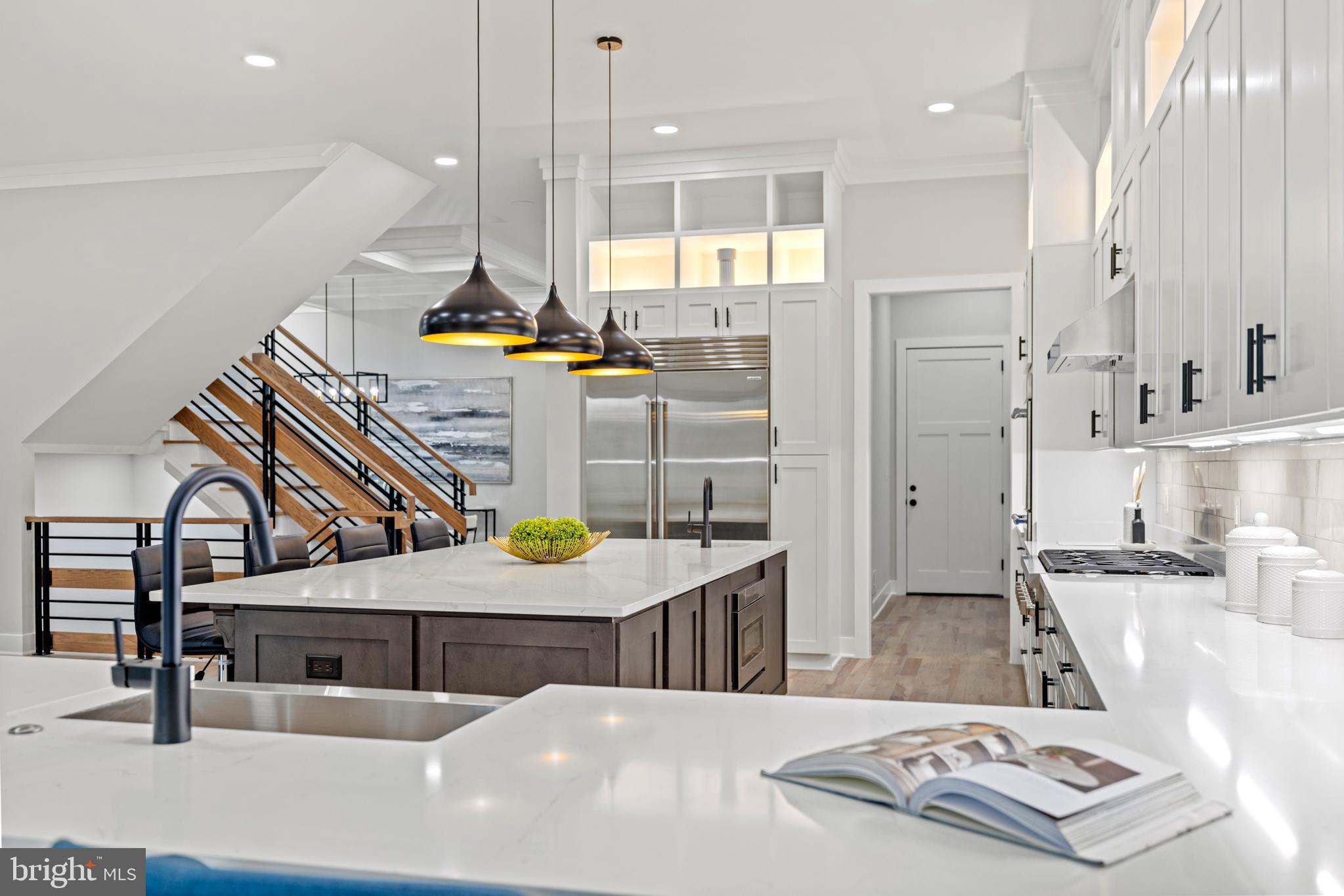 VIENNA WOODS - Residential