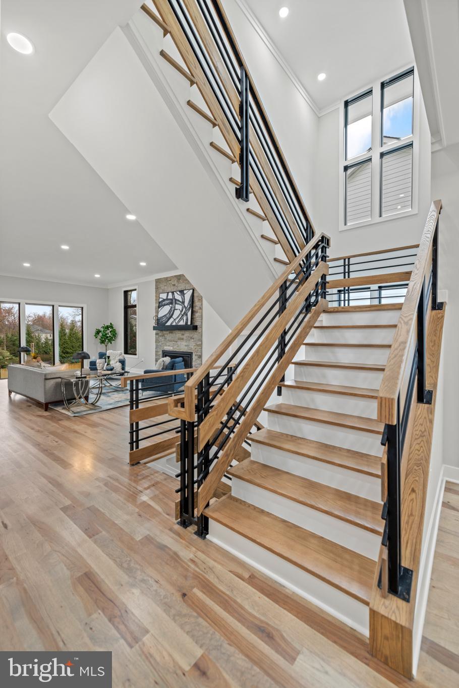 VIENNA WOODS - Residential