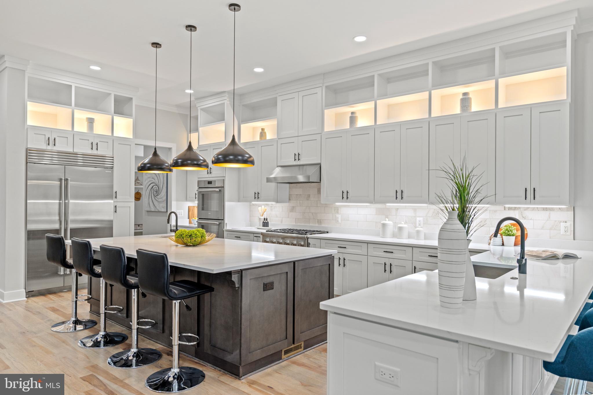 VIENNA WOODS - Residential