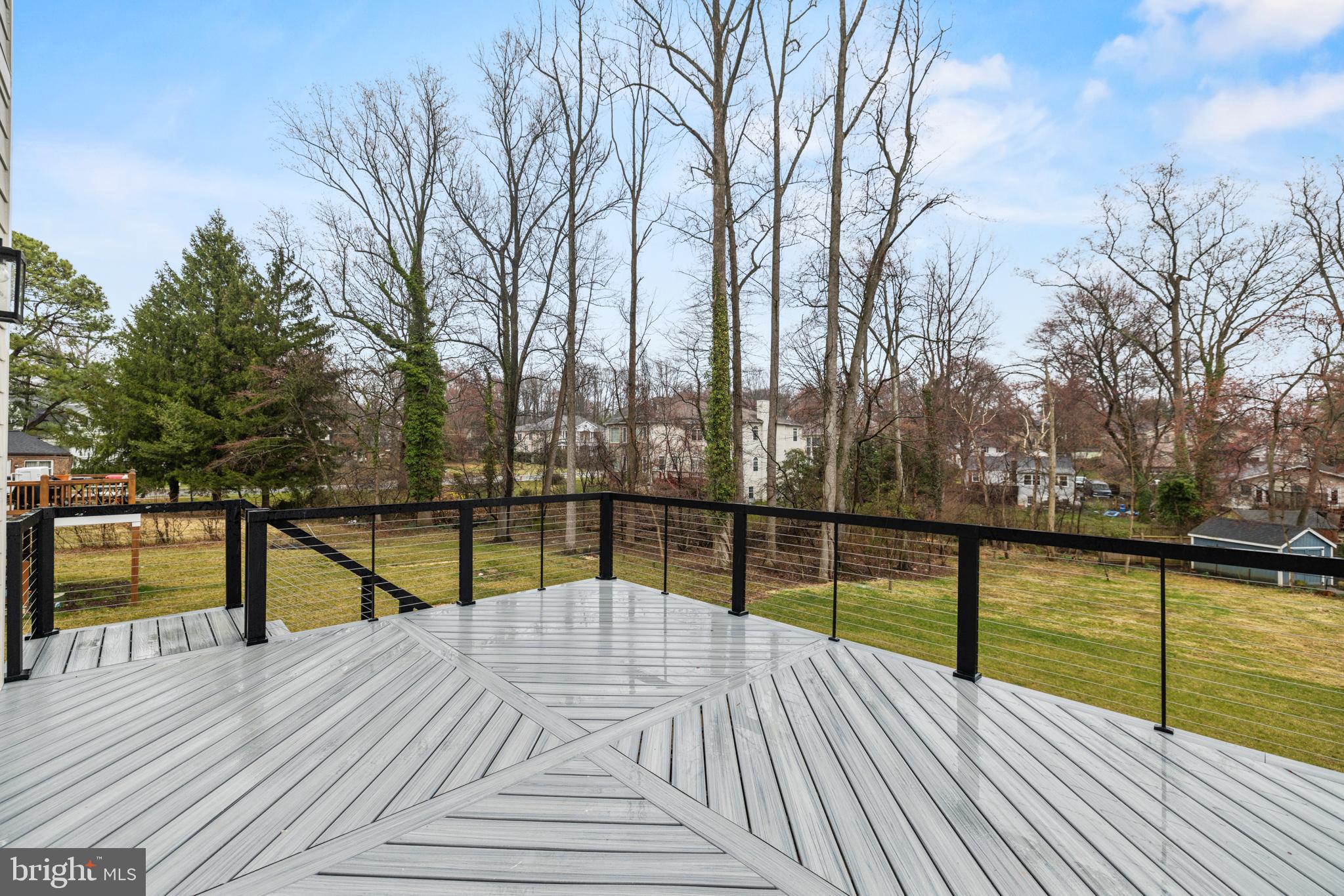 VIENNA WOODS - Residential