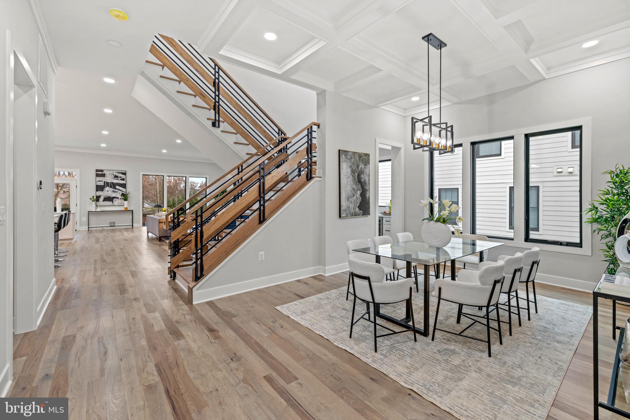 VIENNA WOODS - Residential