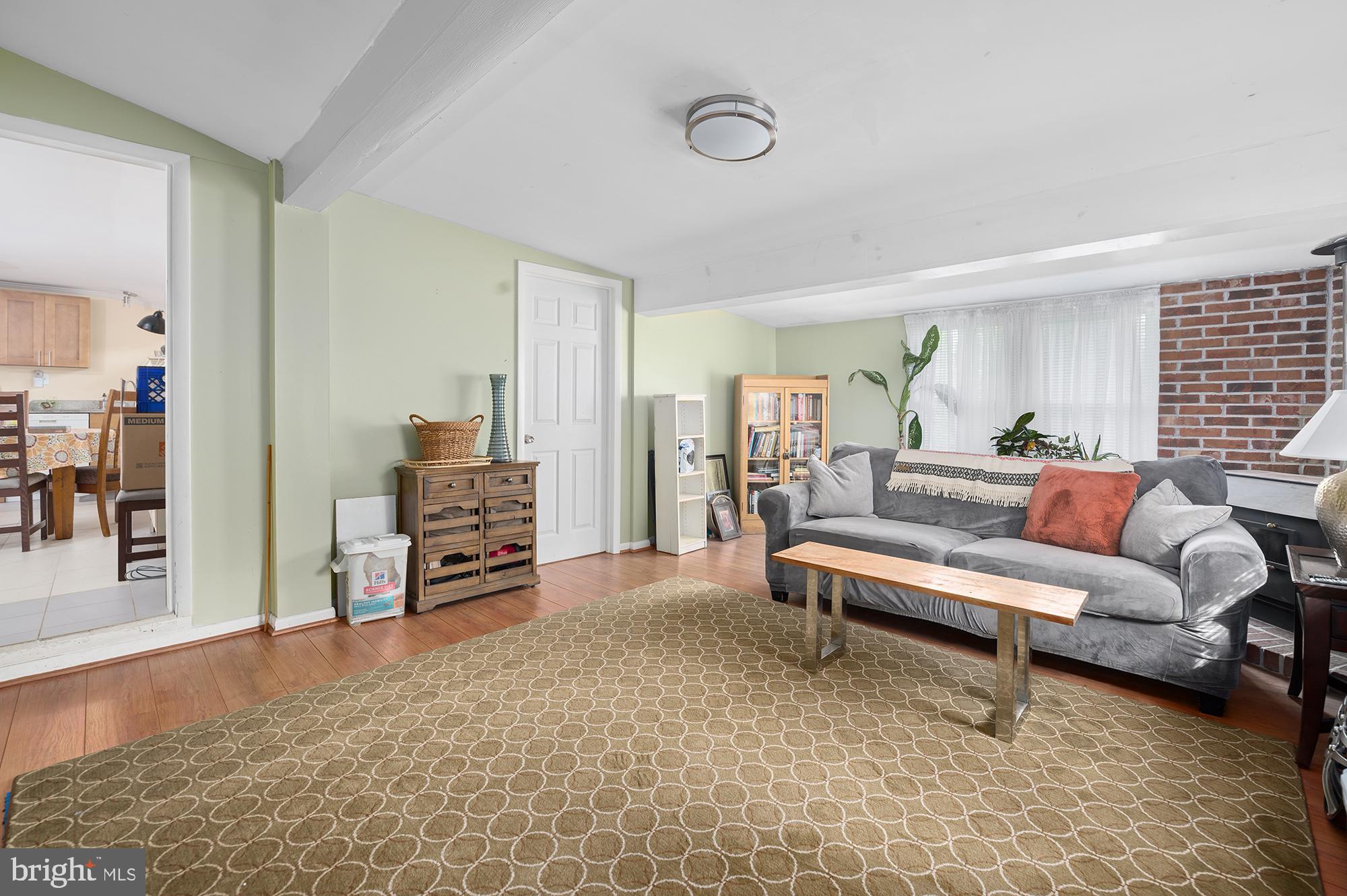 CRESTWOOD ACRES - Residential