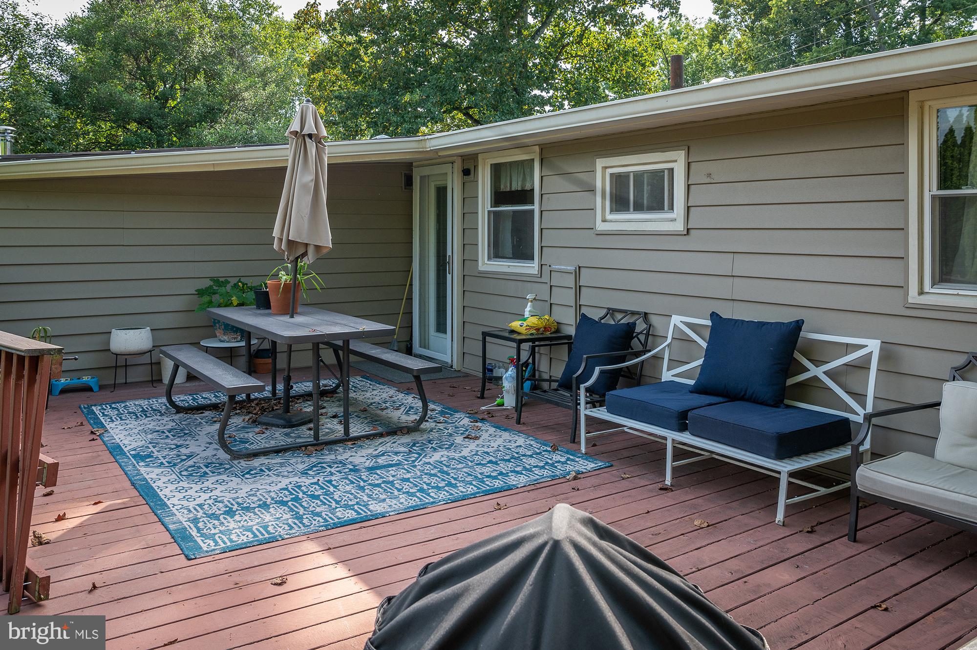 CRESTWOOD ACRES - Residential