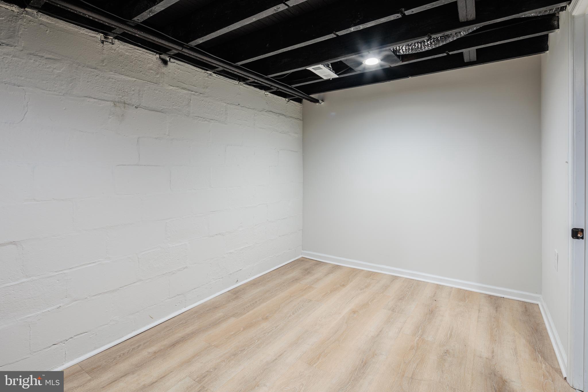 BROOKLYN - Residential