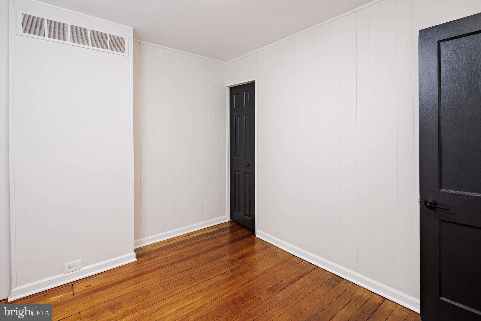 BROOKLYN - Residential