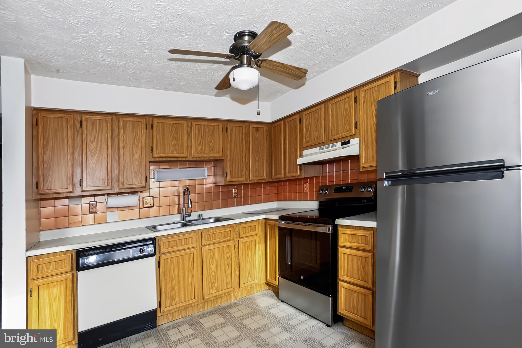 21 CROSSWOOD COURT, BURTONSVILLE, MD, 20866 21 CROSSWOOD COURT