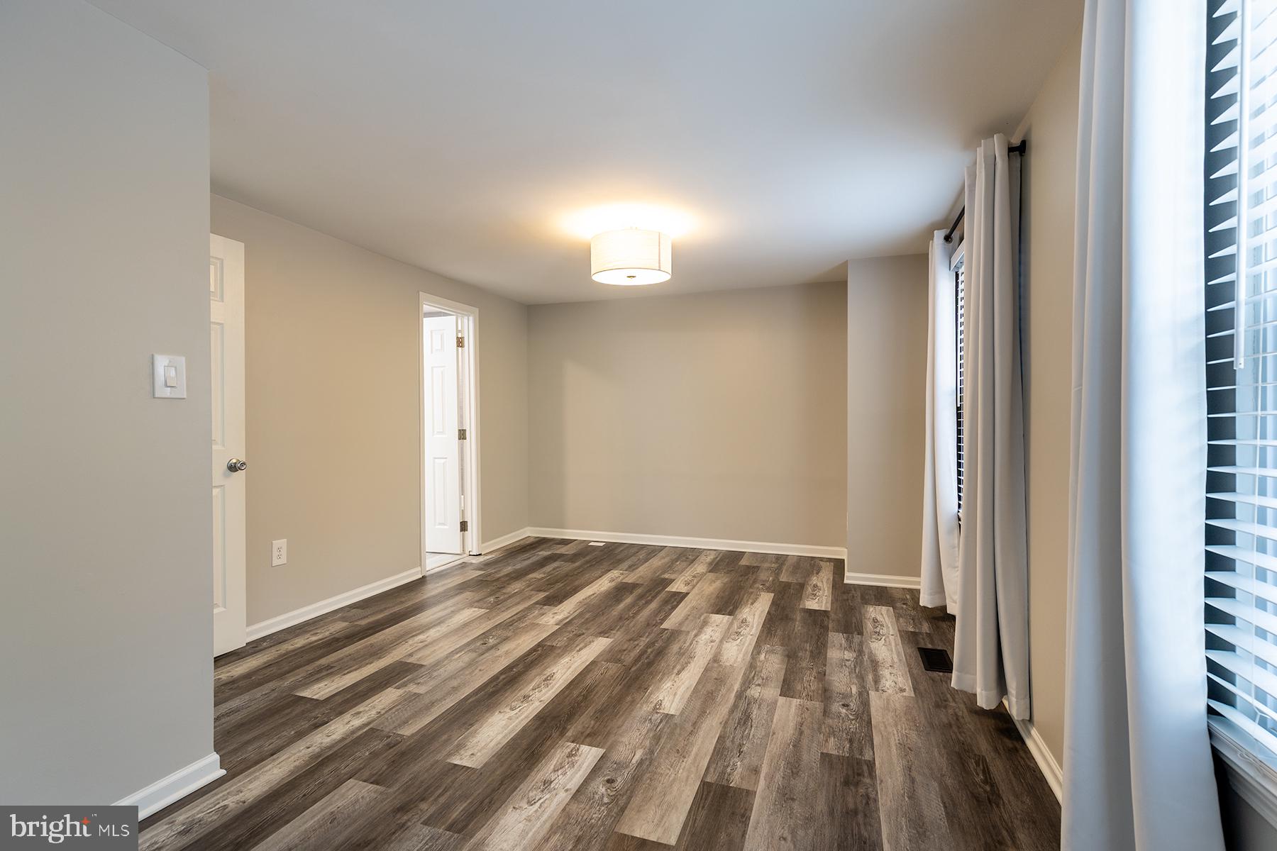 ULMSTEAD GARDENS - Residential Lease