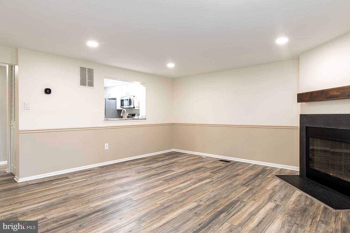 ULMSTEAD GARDENS - Residential Lease