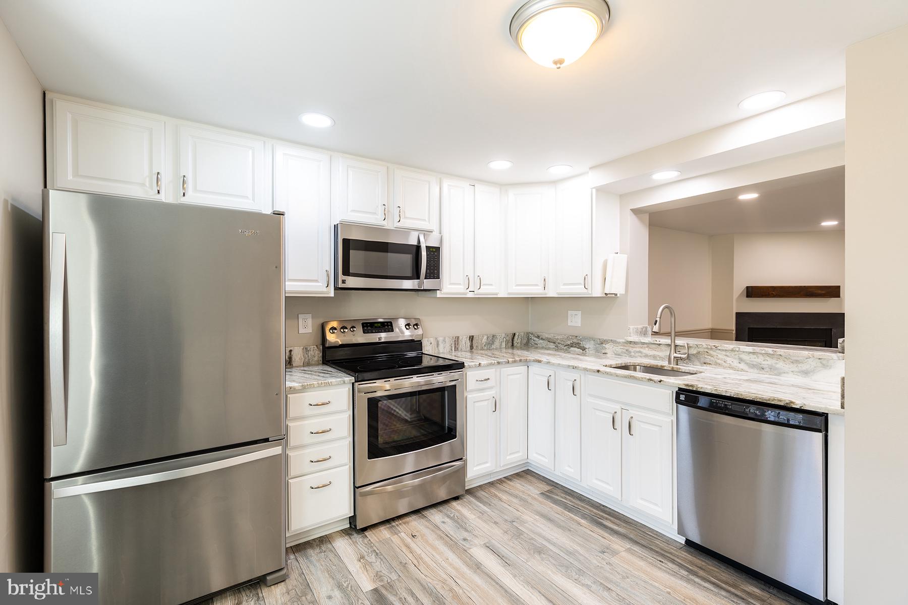 ULMSTEAD GARDENS - Residential Lease