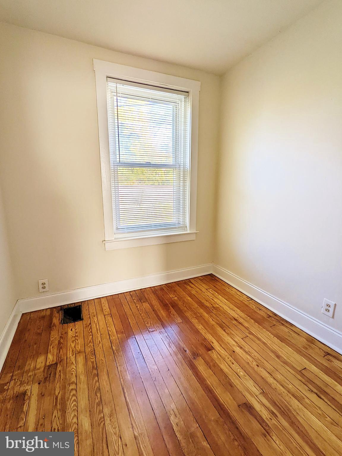 BRYN MAWR - Residential Lease