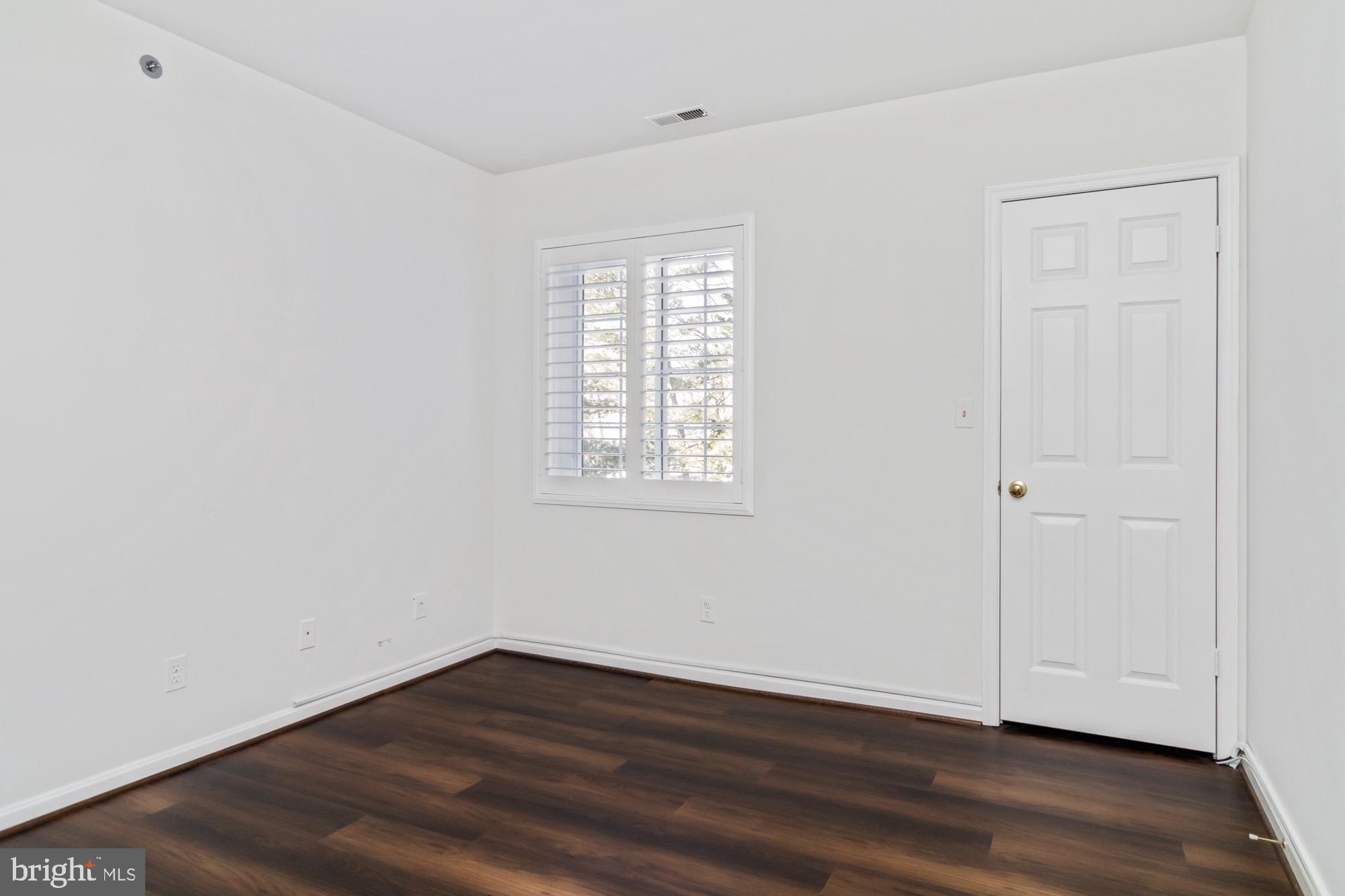 KILCOLMAN GARDEN - Residential Lease