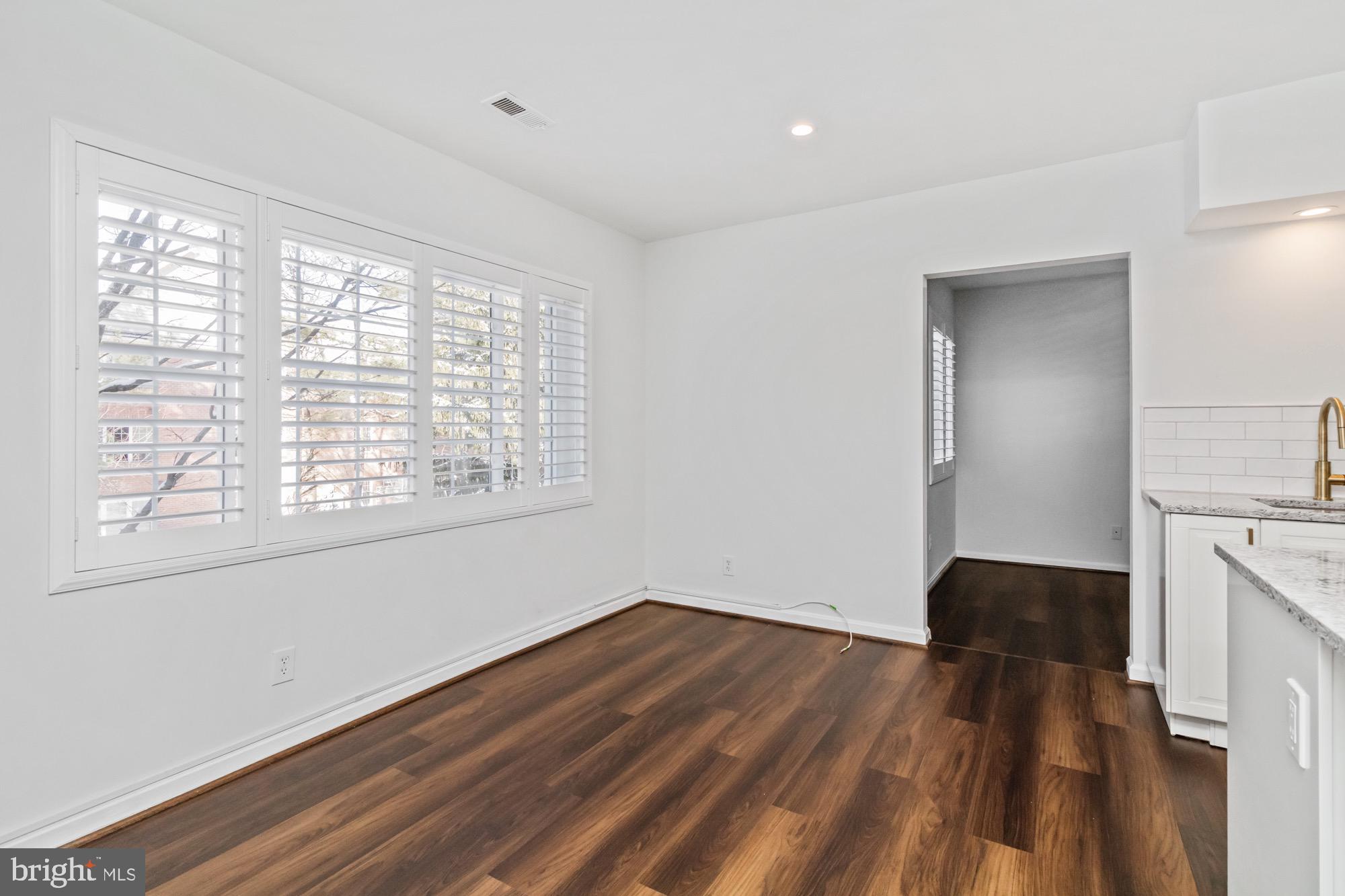 KILCOLMAN GARDEN - Residential Lease