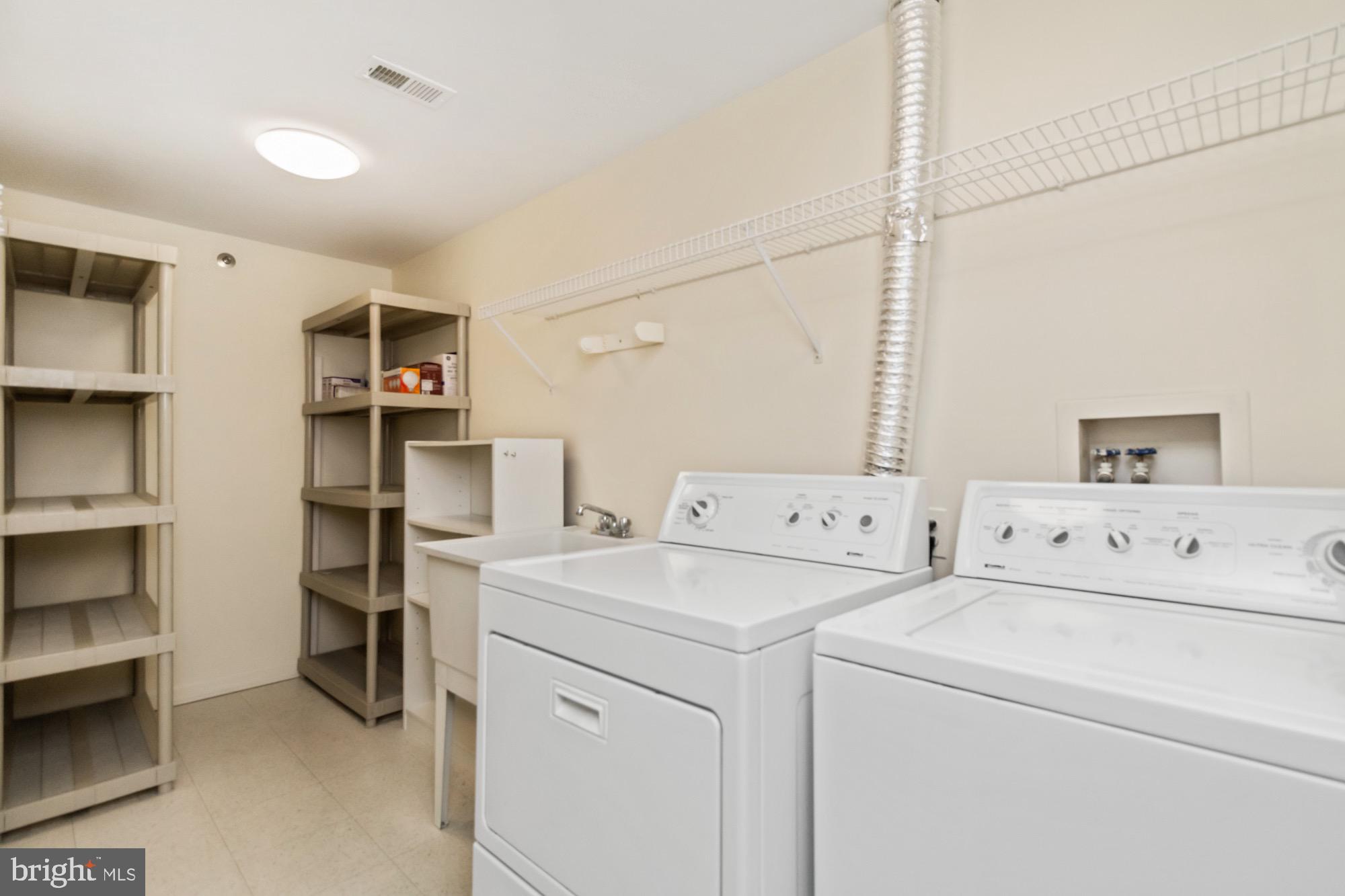 KILCOLMAN GARDEN - Residential Lease