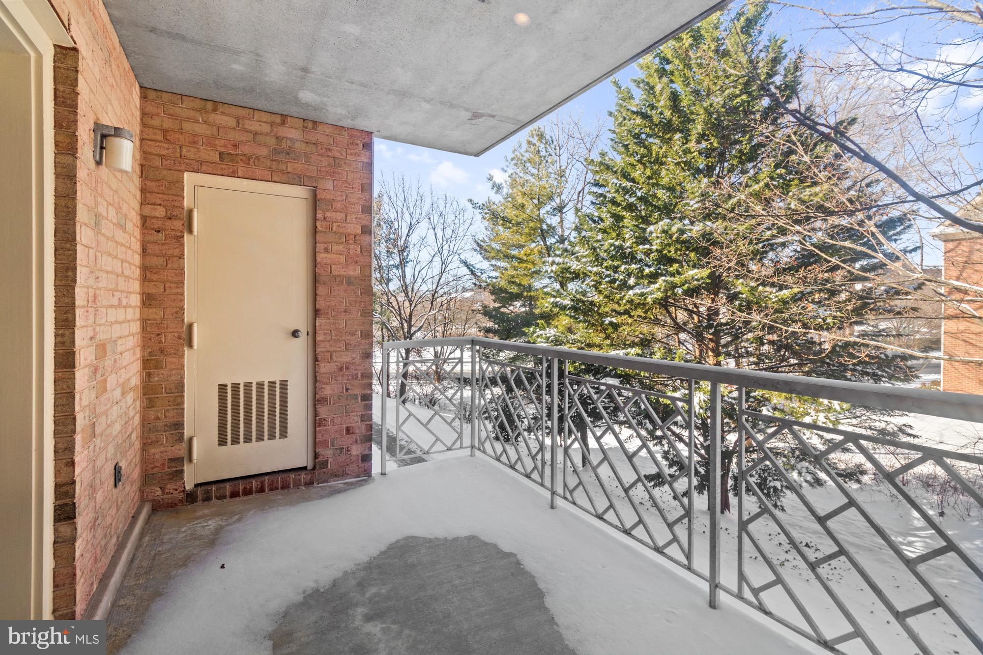 KILCOLMAN GARDEN - Residential Lease