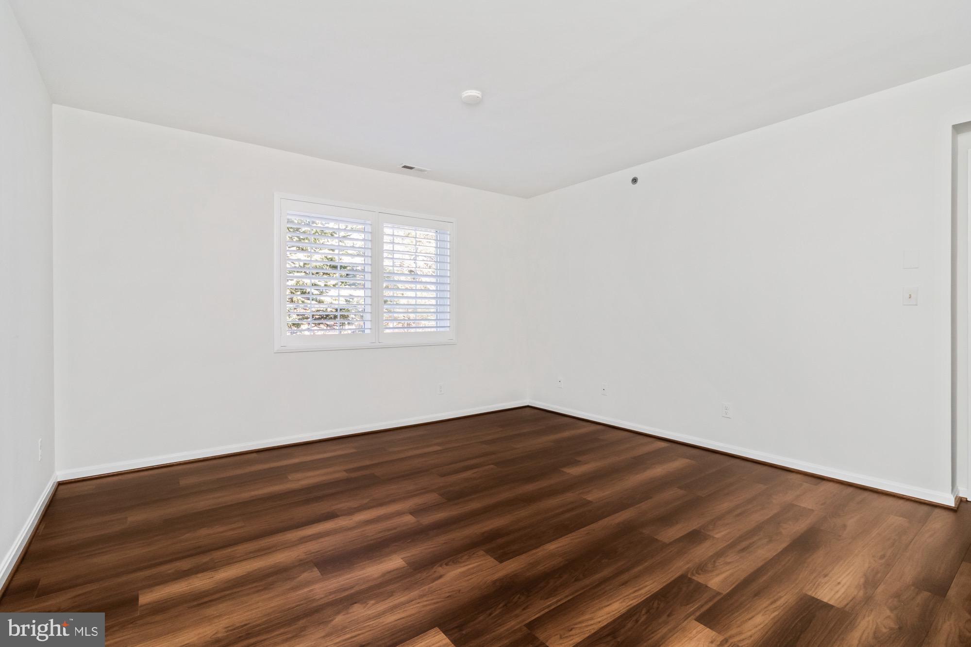 KILCOLMAN GARDEN - Residential Lease