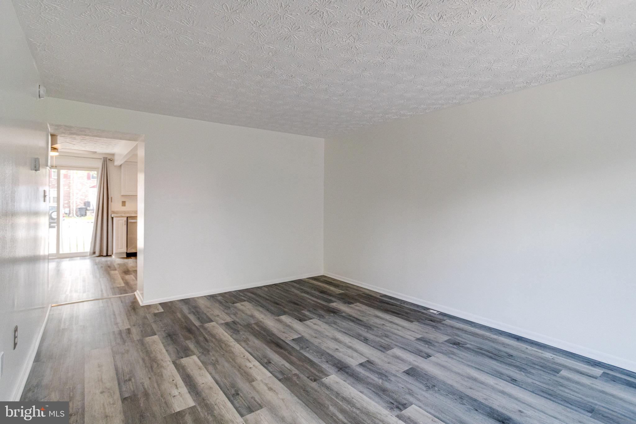 941 REDFIELD ROAD