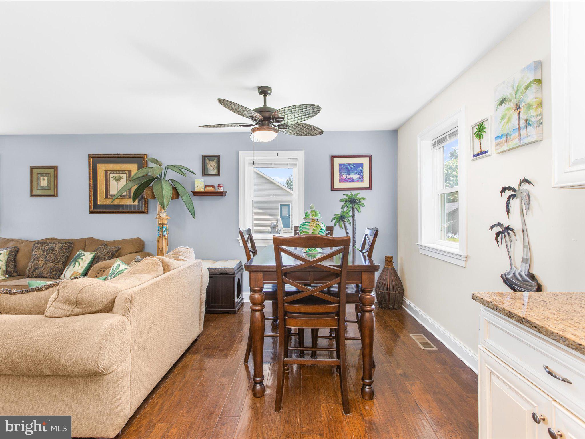 VILLAGE GREEN - Residential