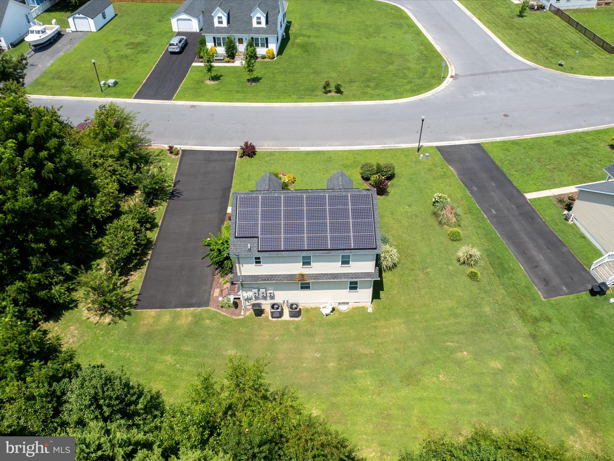 VILLAGE GREEN - Residential