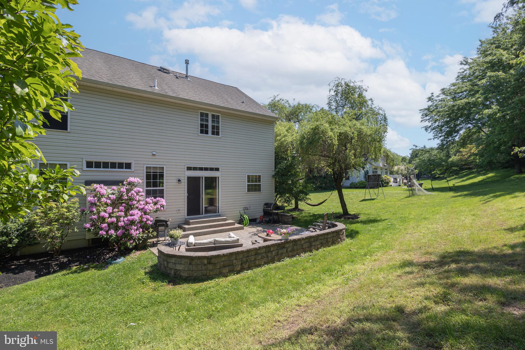 RIVERWOODS - Residential