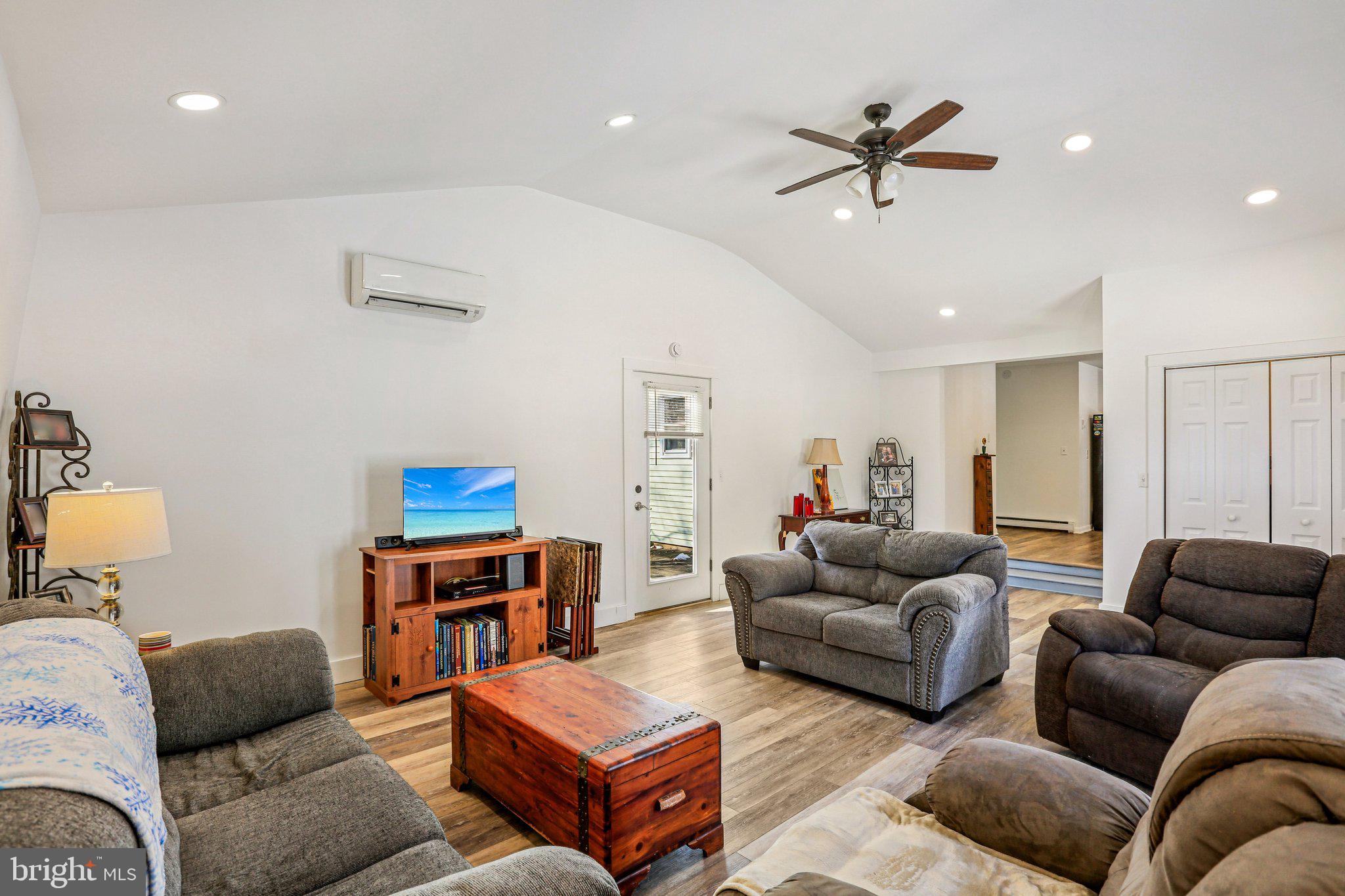 171 LONGSTREET DRIVE