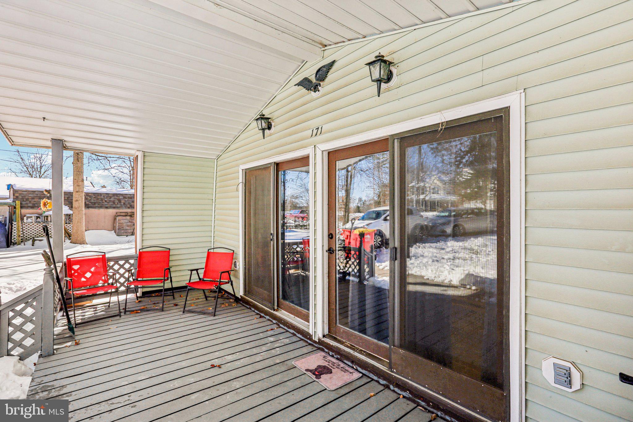 171 LONGSTREET DRIVE