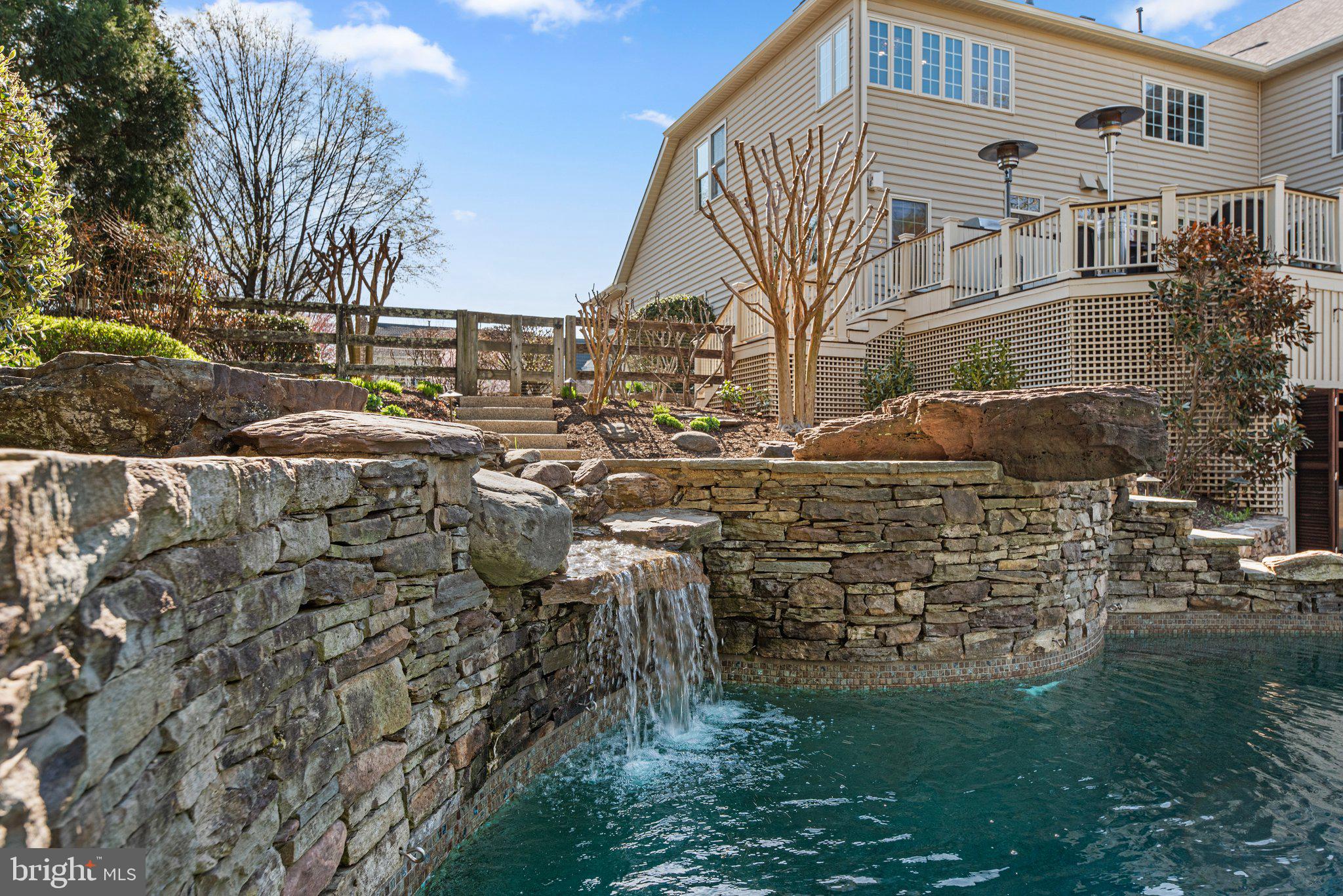 TUFTON SPRINGS - Residential