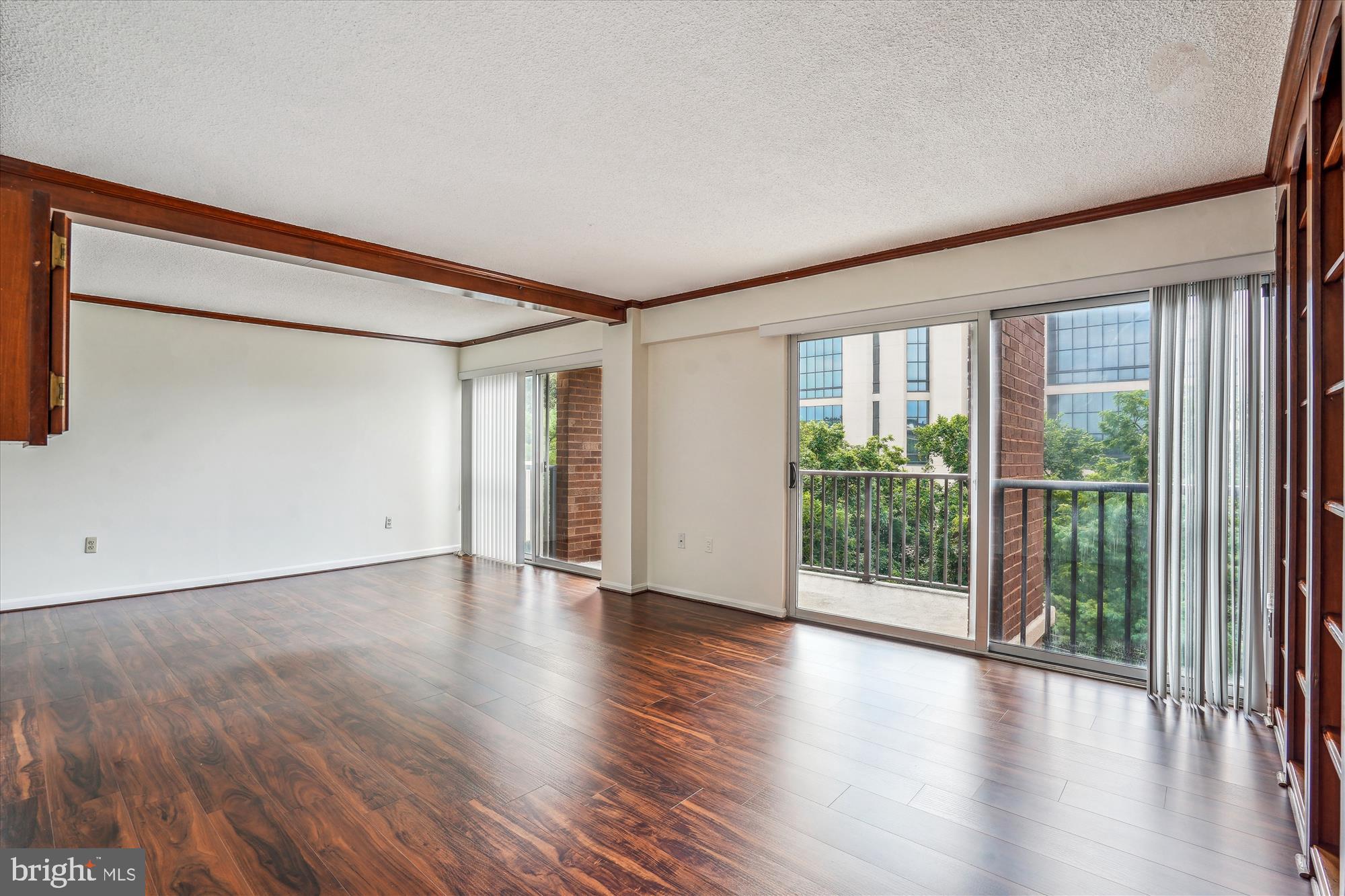 1300 ARMY NAVY DRIVE 810
