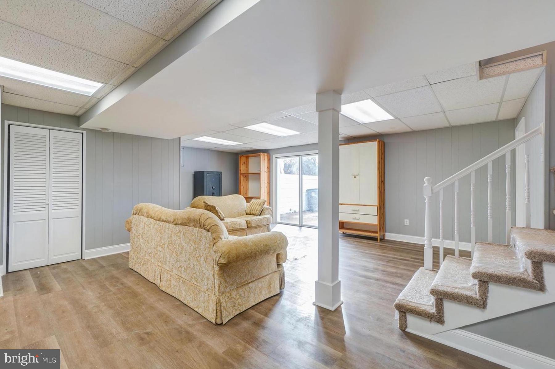 ROCKCREST - Residential