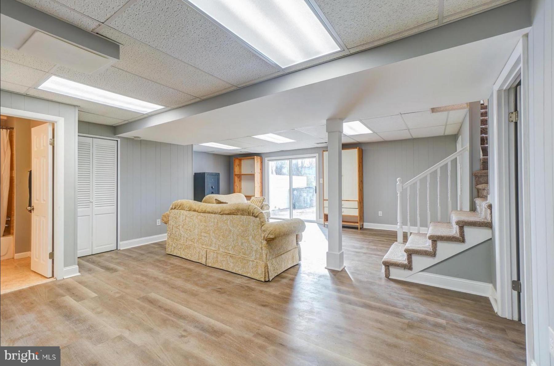 ROCKCREST - Residential