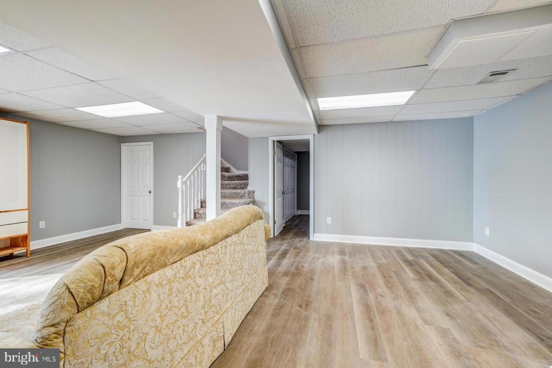 ROCKCREST - Residential