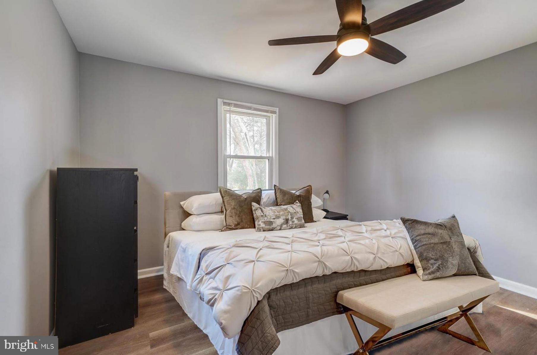 ROCKCREST - Residential