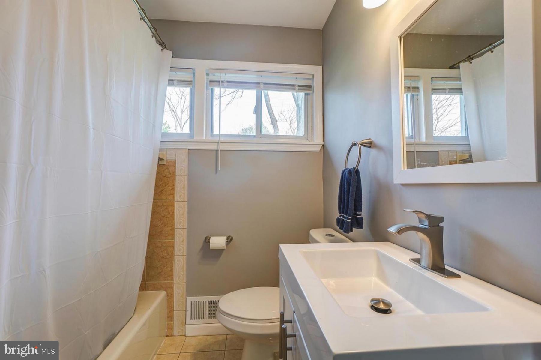 ROCKCREST - Residential