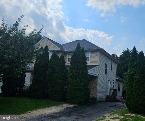 Photo of 805 Milmont Avenue, SWARTHMORE, PA 19081 (MLS # PADE2122784)