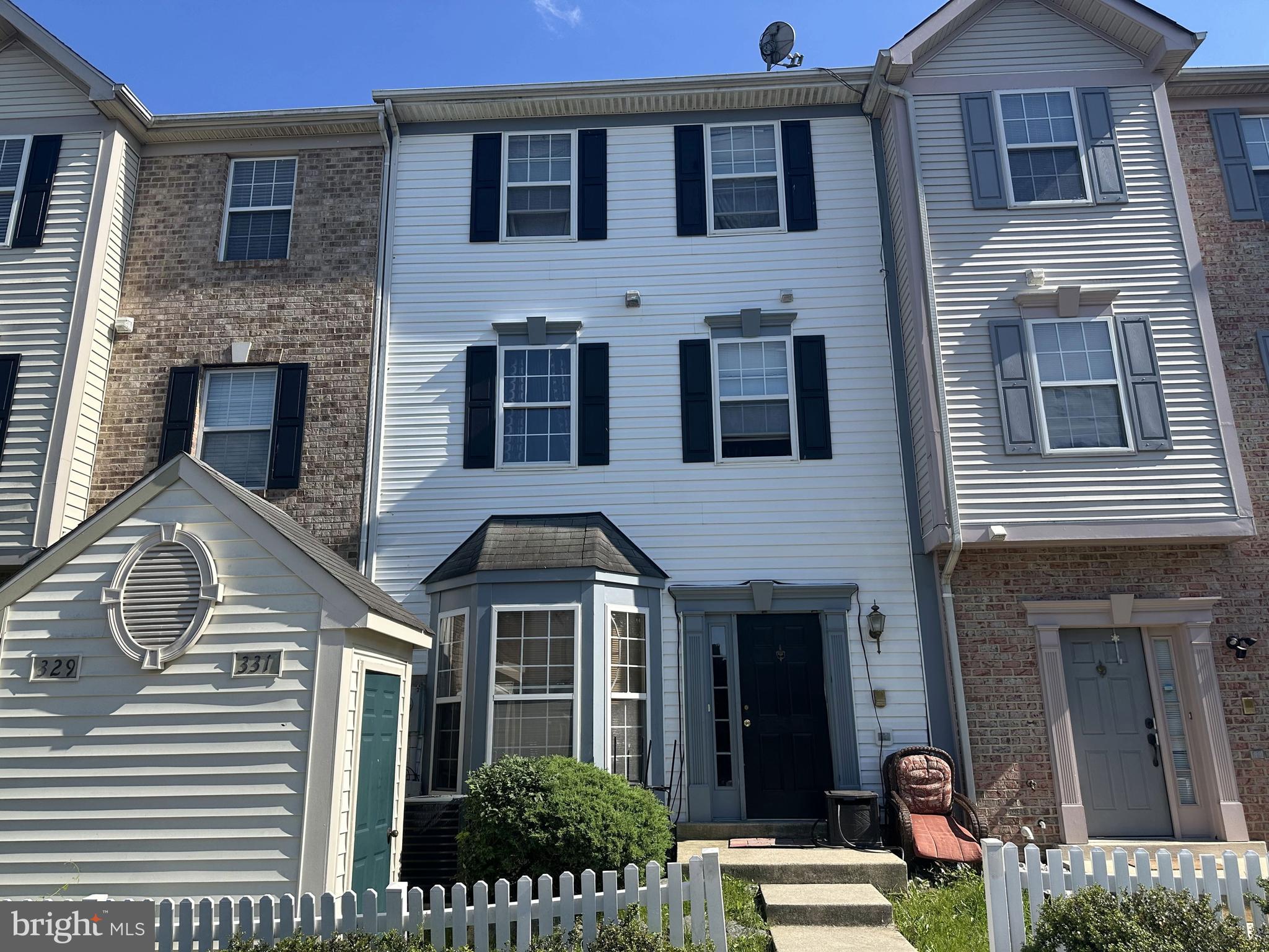 SEVEN OAKS - Residential