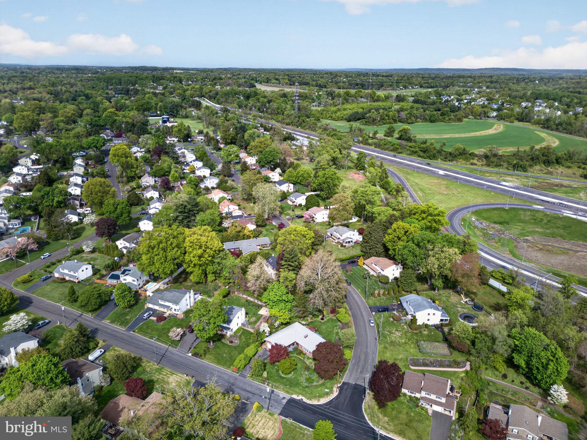 HILLWOOD TERR - Residential