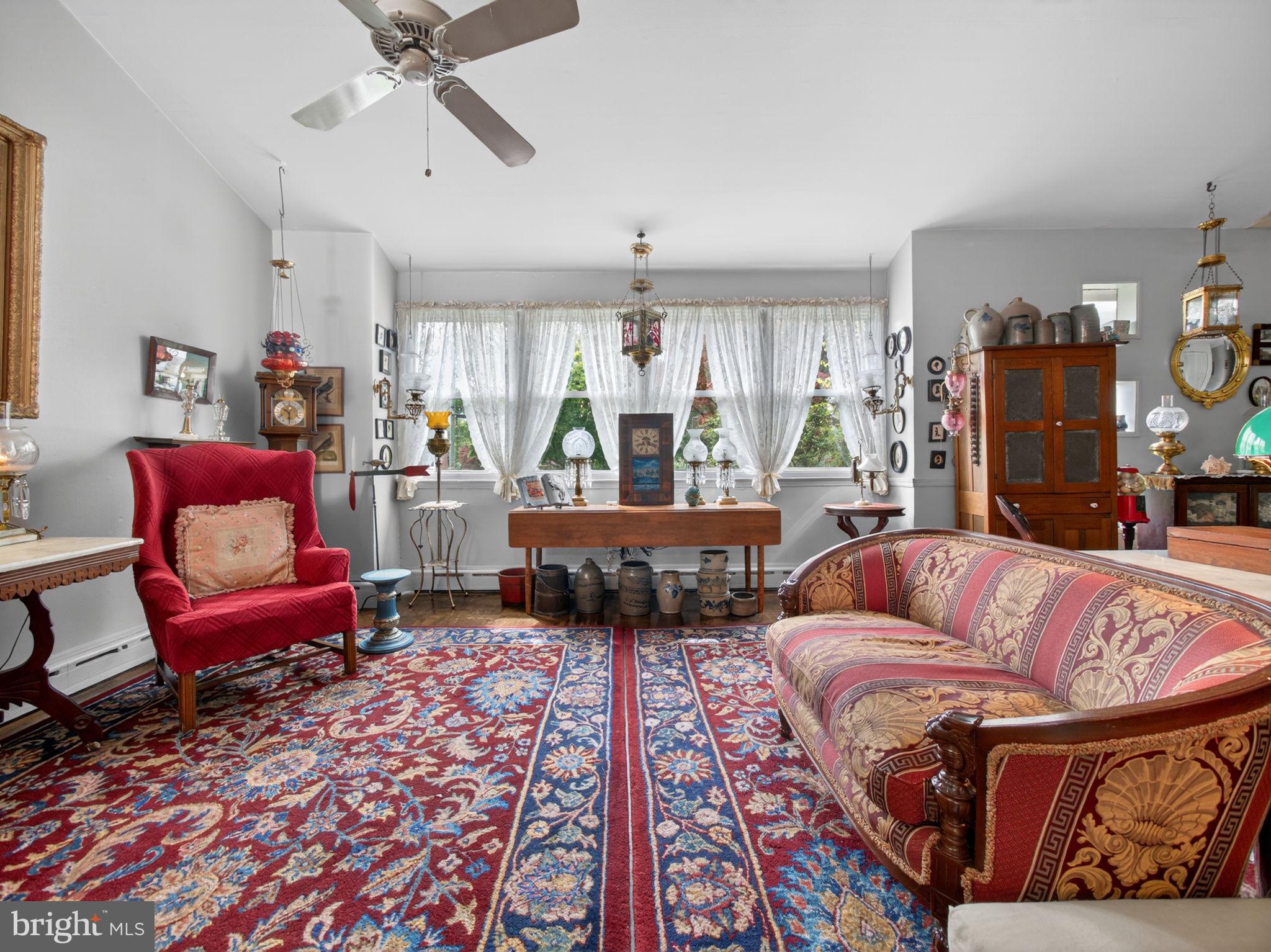 HILLWOOD TERR - Residential