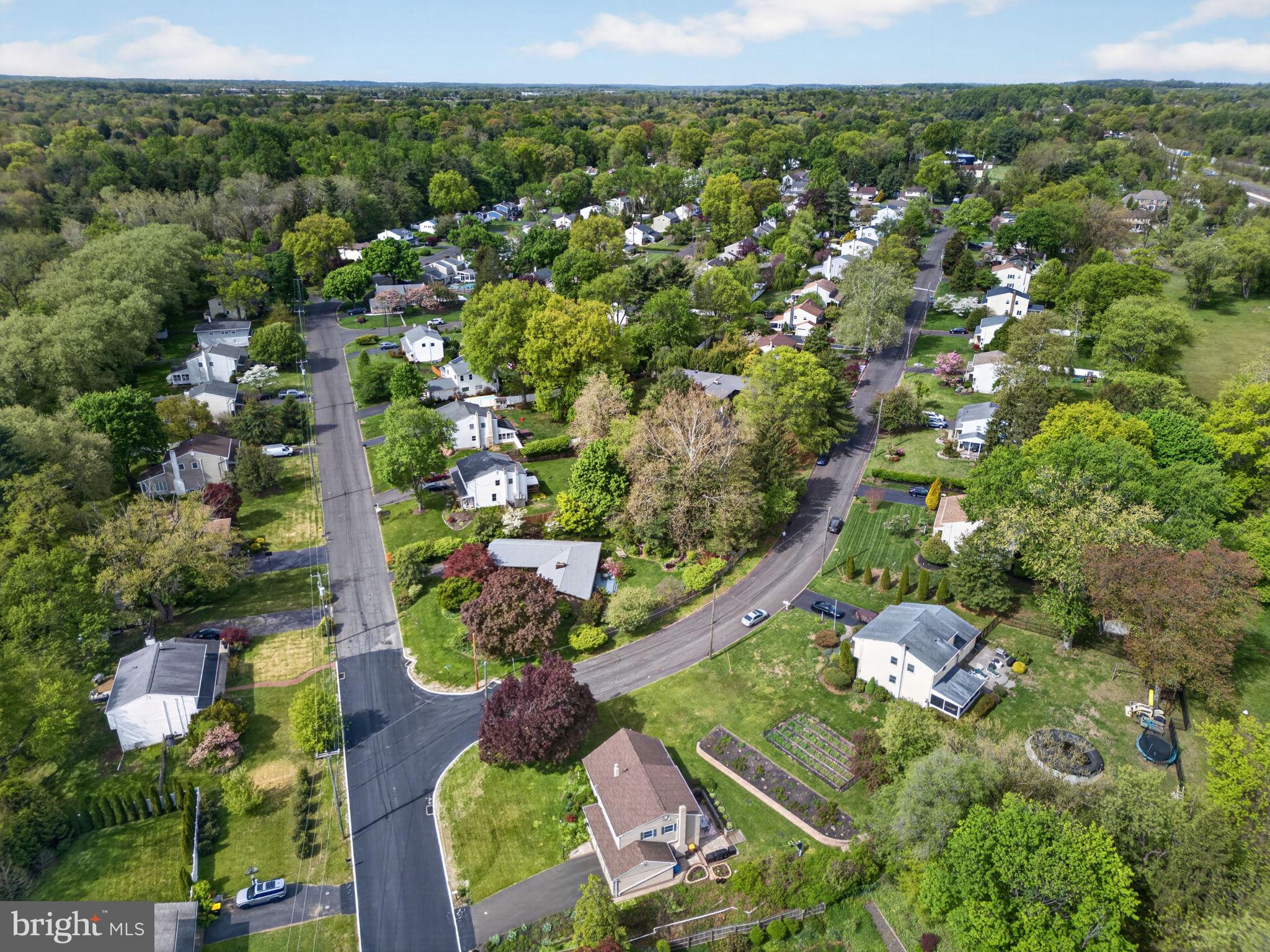 HILLWOOD TERR - Residential