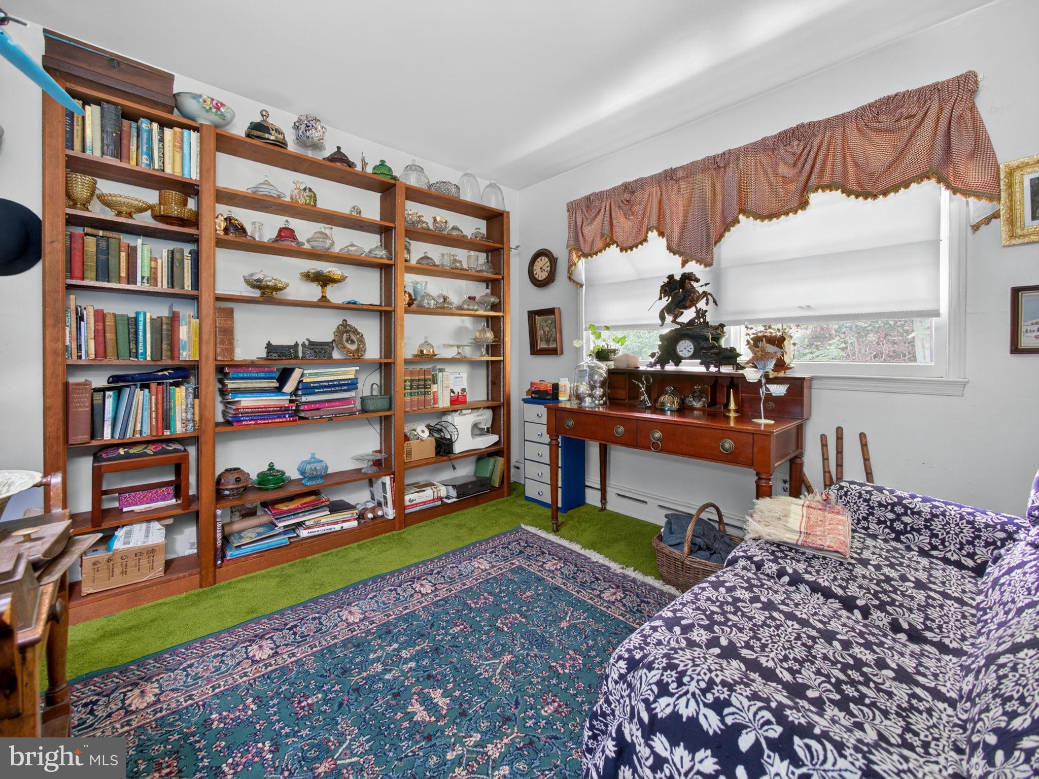 HILLWOOD TERR - Residential