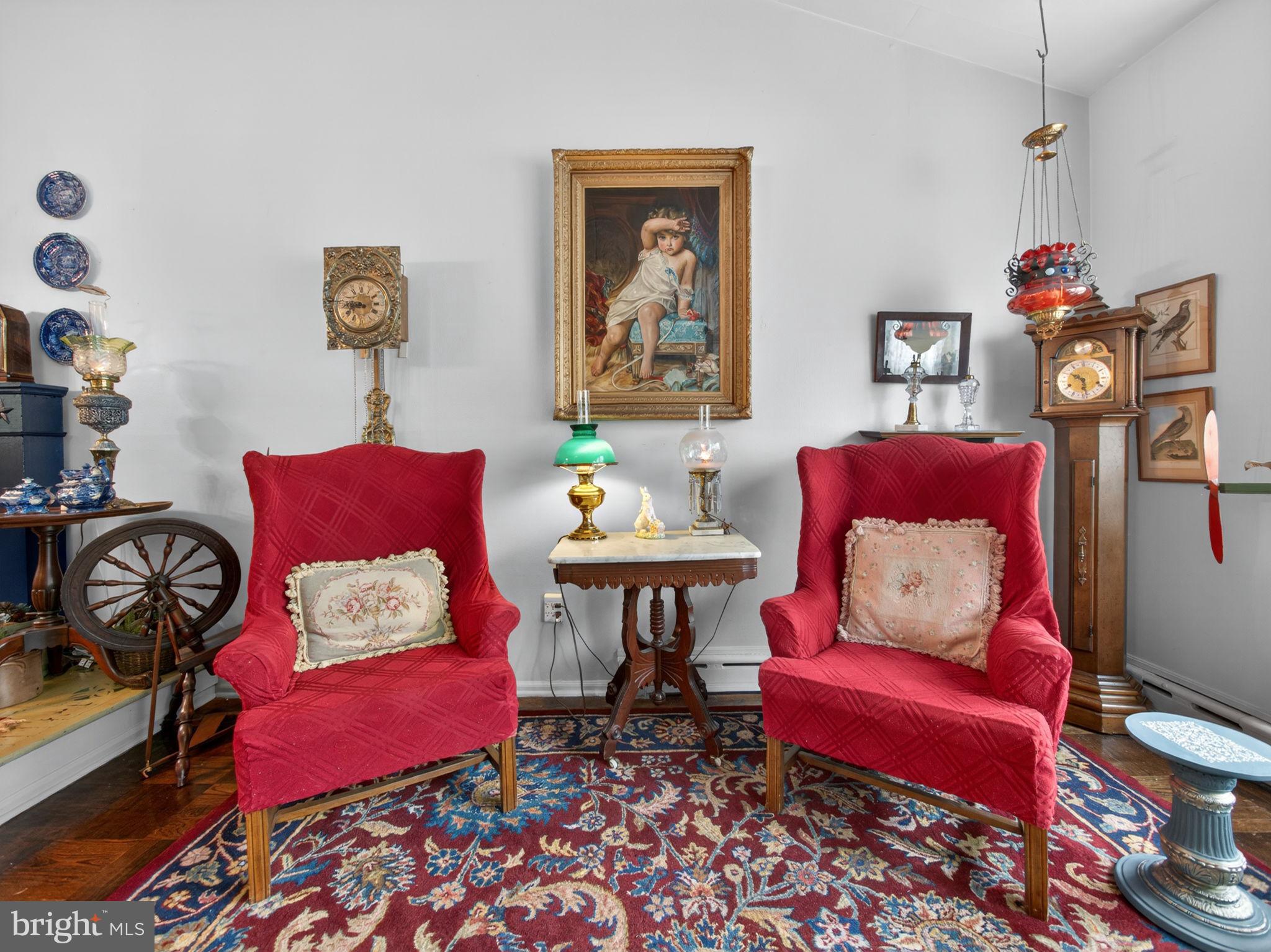 HILLWOOD TERR - Residential