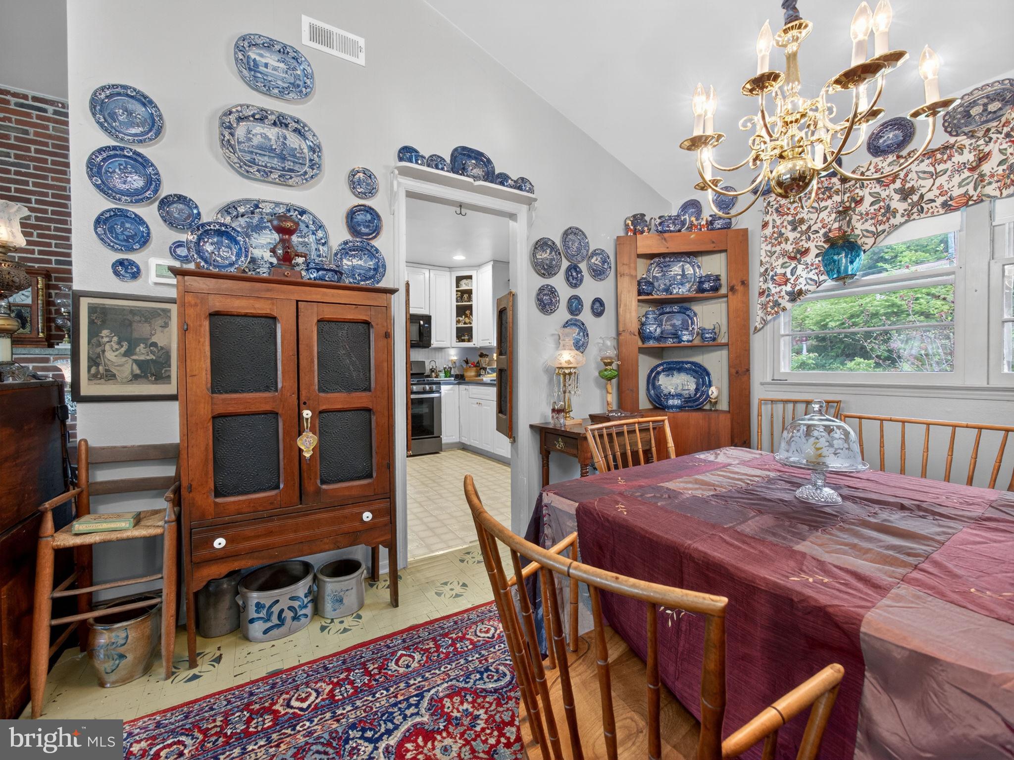 HILLWOOD TERR - Residential