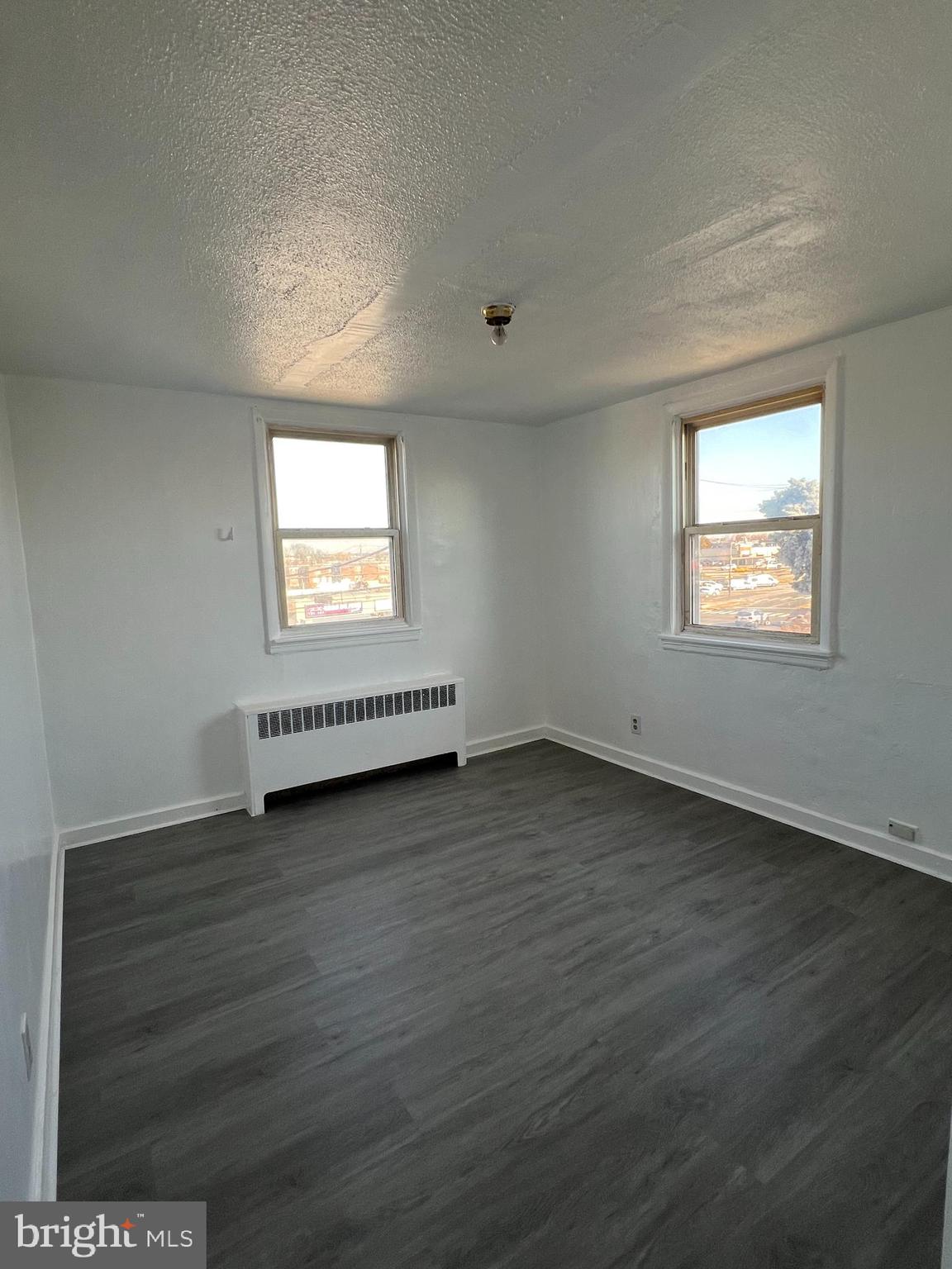 MAYFAIR - Residential Lease